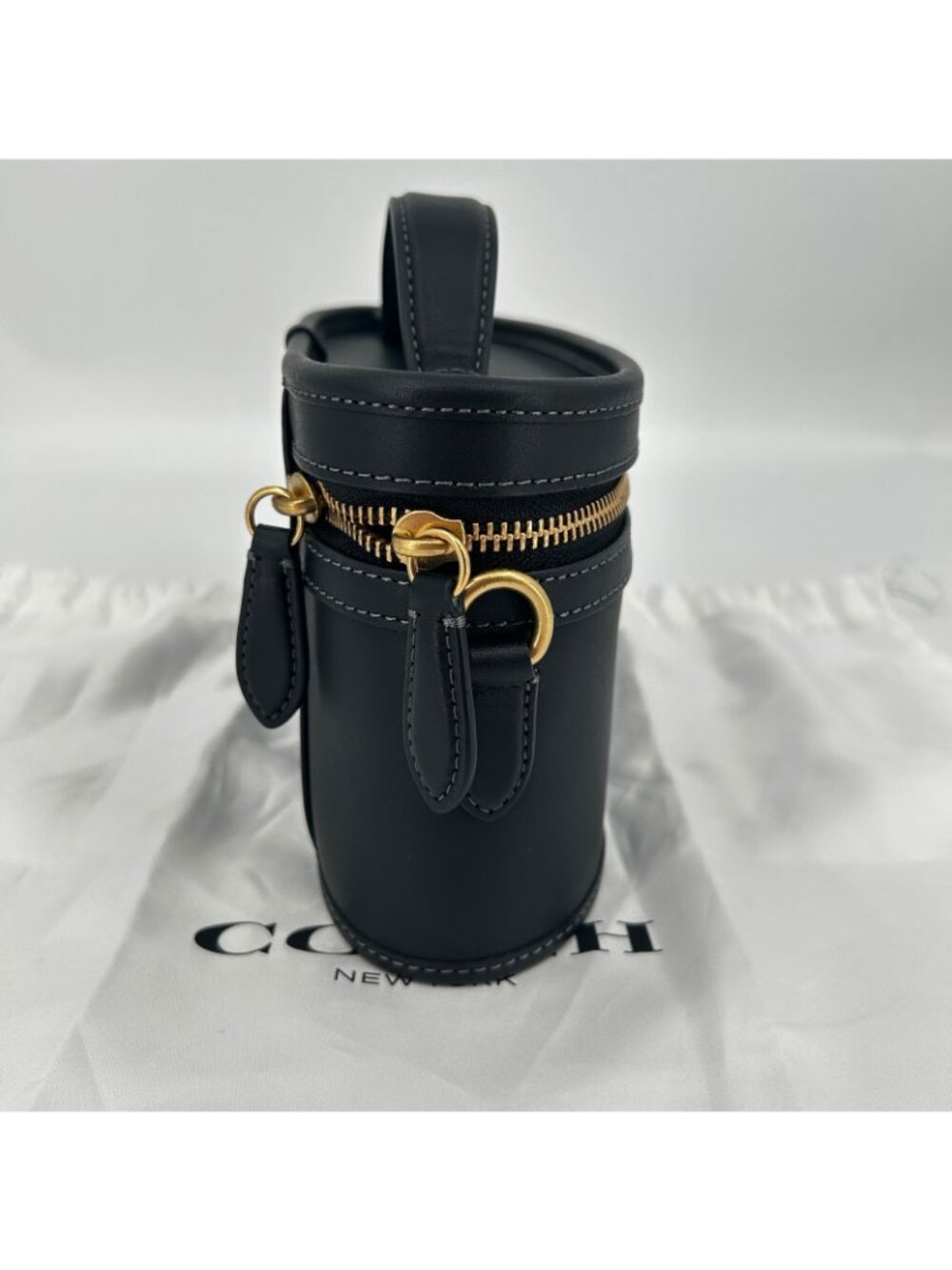 Coach The Trail Bag CBG93 Black Glovetanned Leather Crossbody Top Handle Zip - Picture 2 of 16